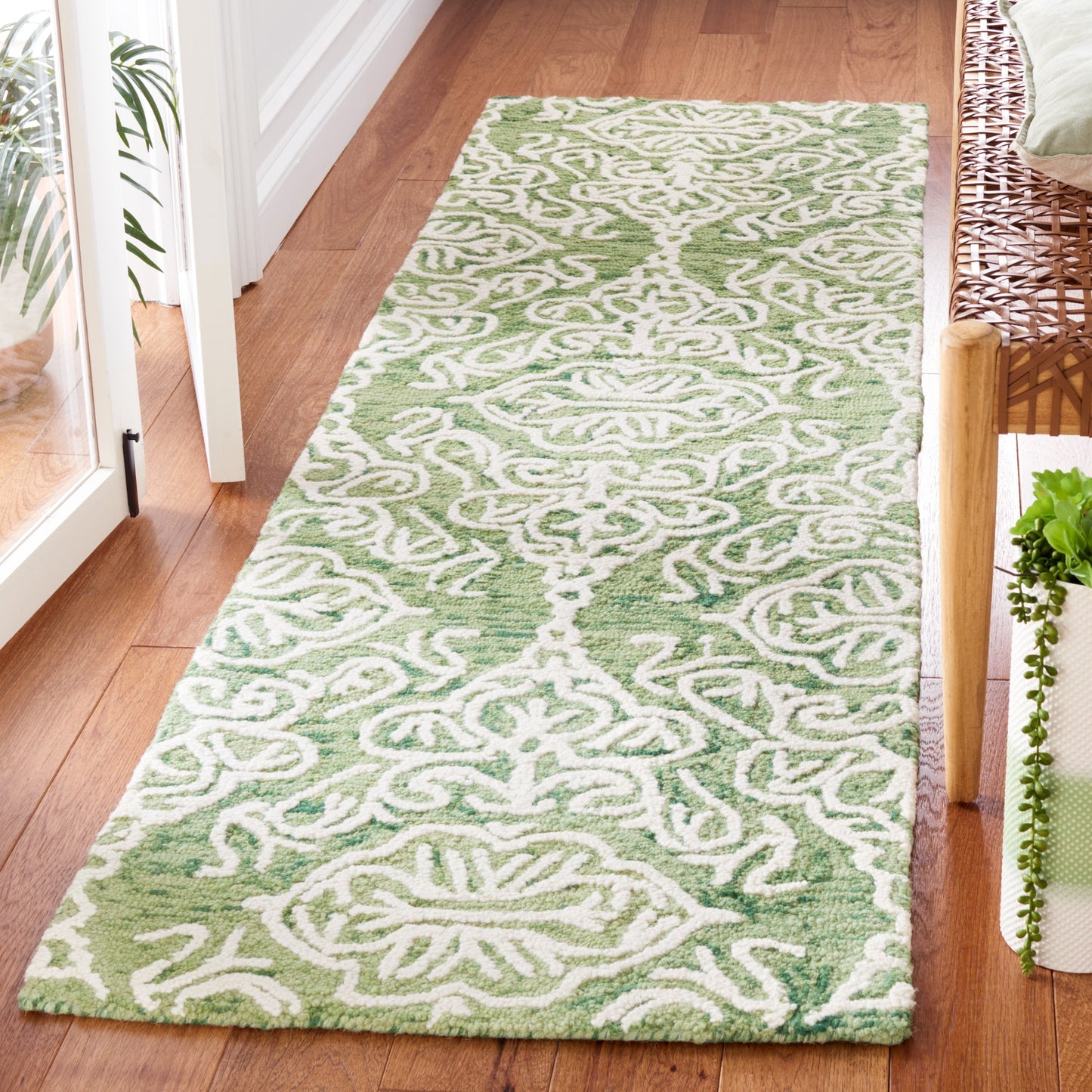 Tapis en laine moderne à motif floral SAFAVIEH fait main Blossom Cateluta