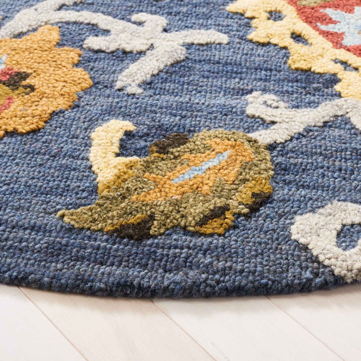 Tapis moderne en laine florale fait main SAFAVIEH Blossom Maaret