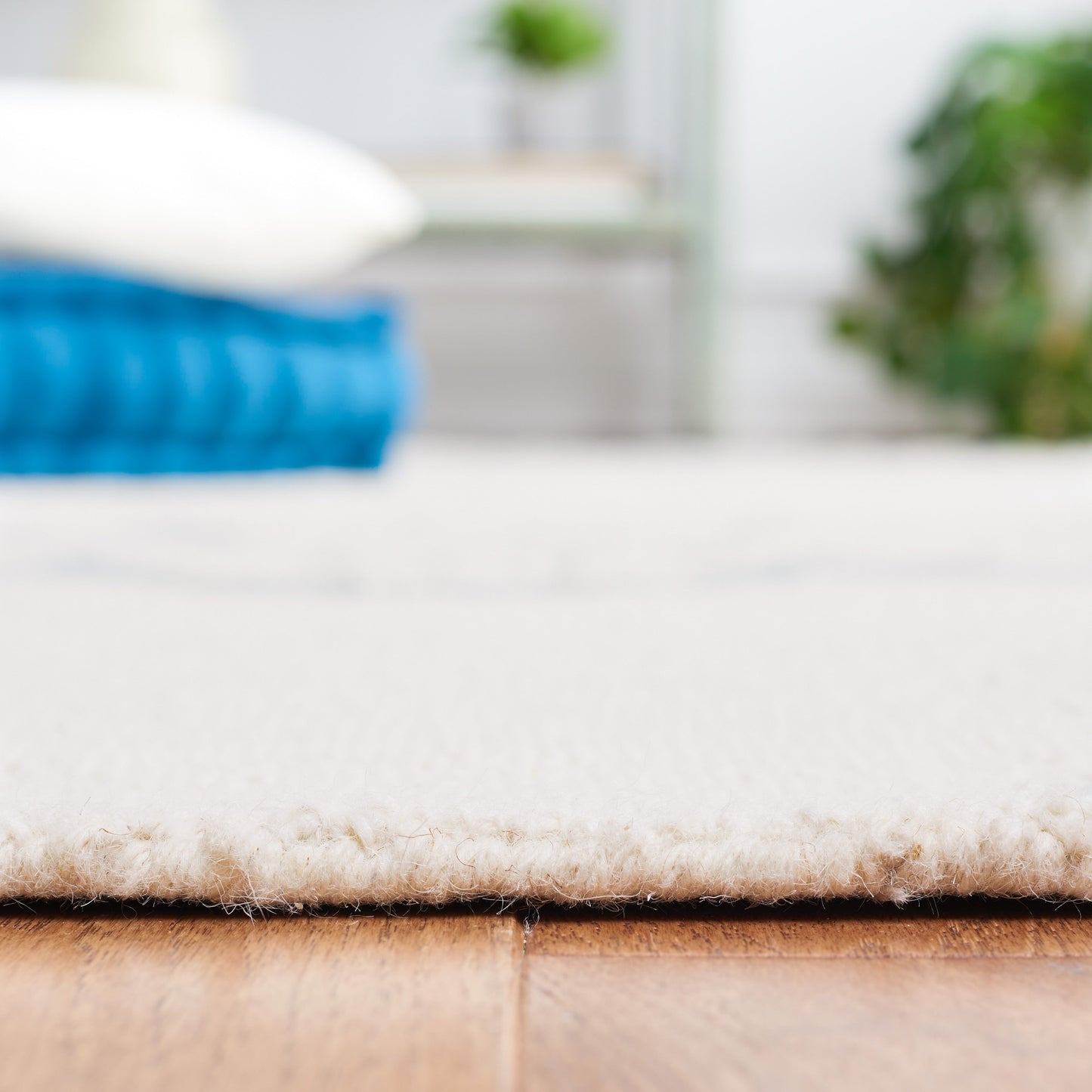 Tapis moderne en laine florale fait main SAFAVIEH Blossom Oriella