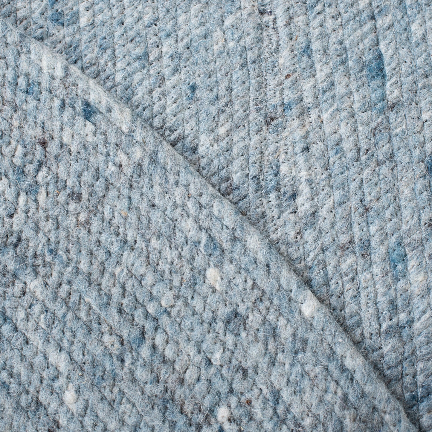 Tapis de campagne en laine tressée à la main SAFAVIEH