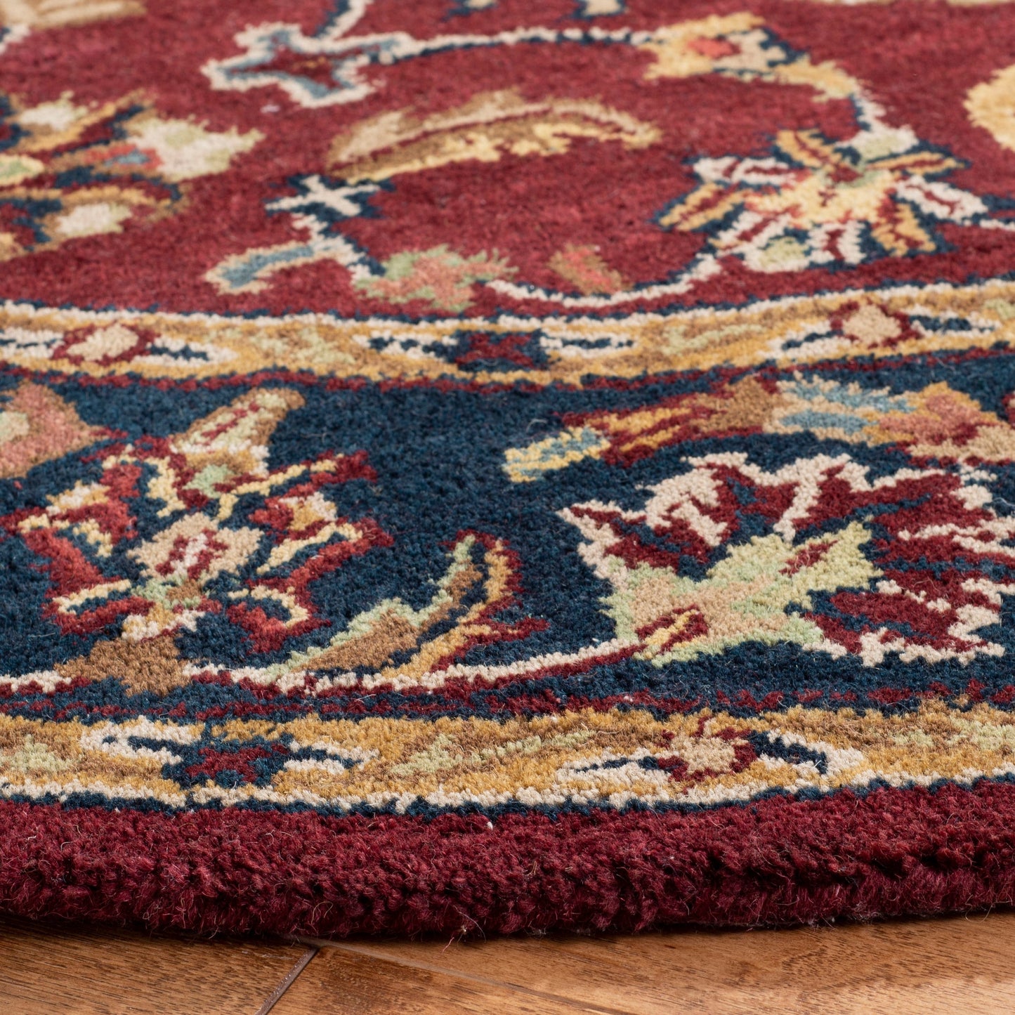 Tapis oriental traditionnel en laine SAFAVIEH fait main classique Gordana