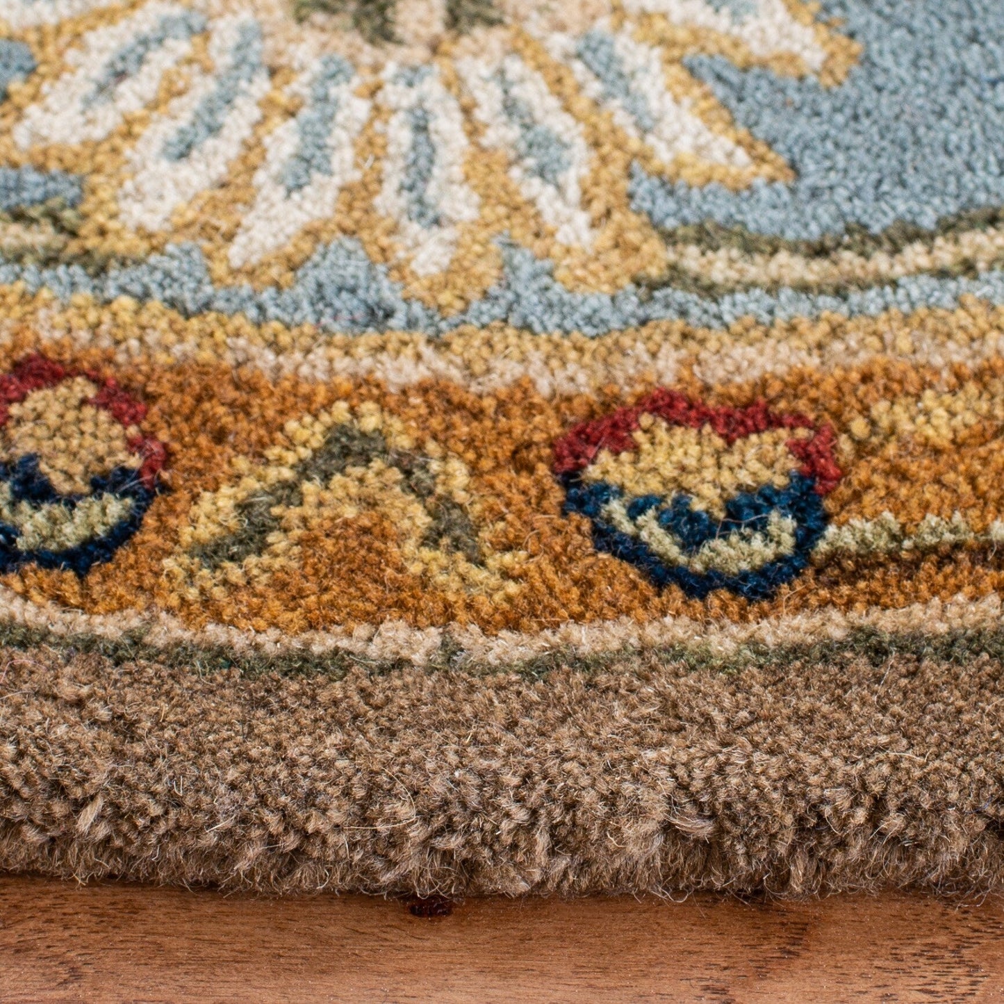 Tapis oriental traditionnel en laine Marharita classique fait main SAFAVIEH