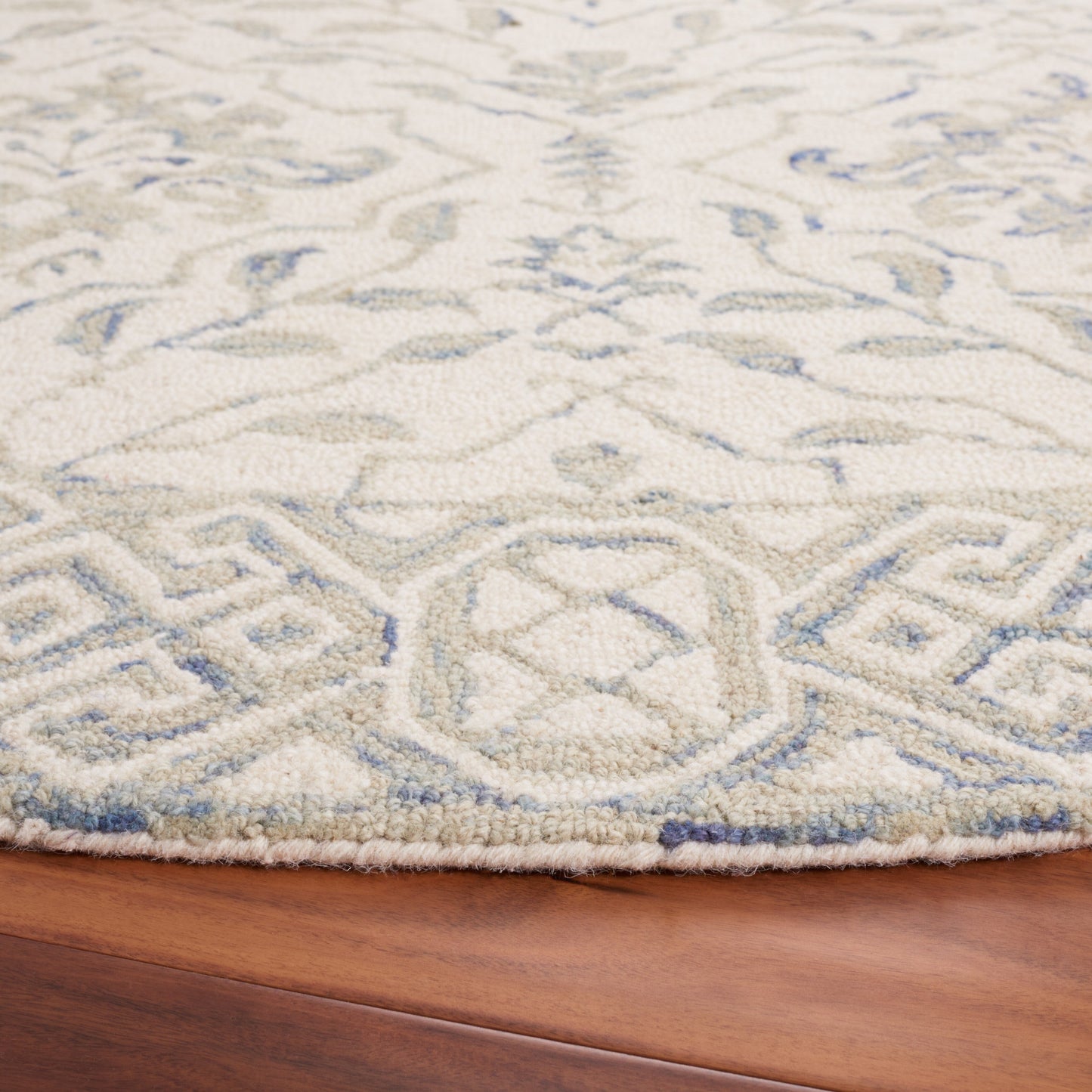 Tapis en laine florale Elvedina fait main SAFAVIEH, teint par immersion