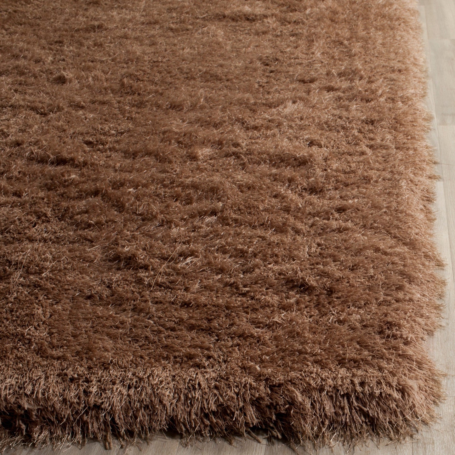 Tapis Fiona Shag Djenka fait main SAFAVIEH de 3 pouces d'épaisseur