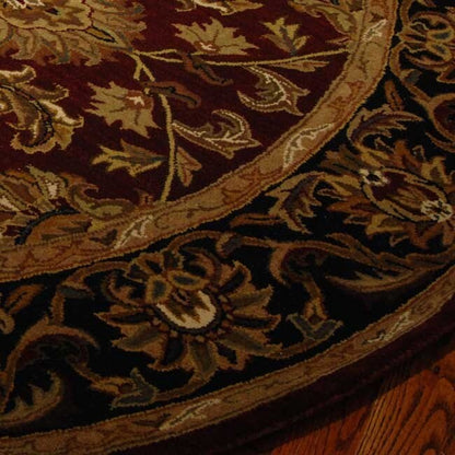 Tapis oriental traditionnel en laine SAFAVIEH Heritage Lion fait main
