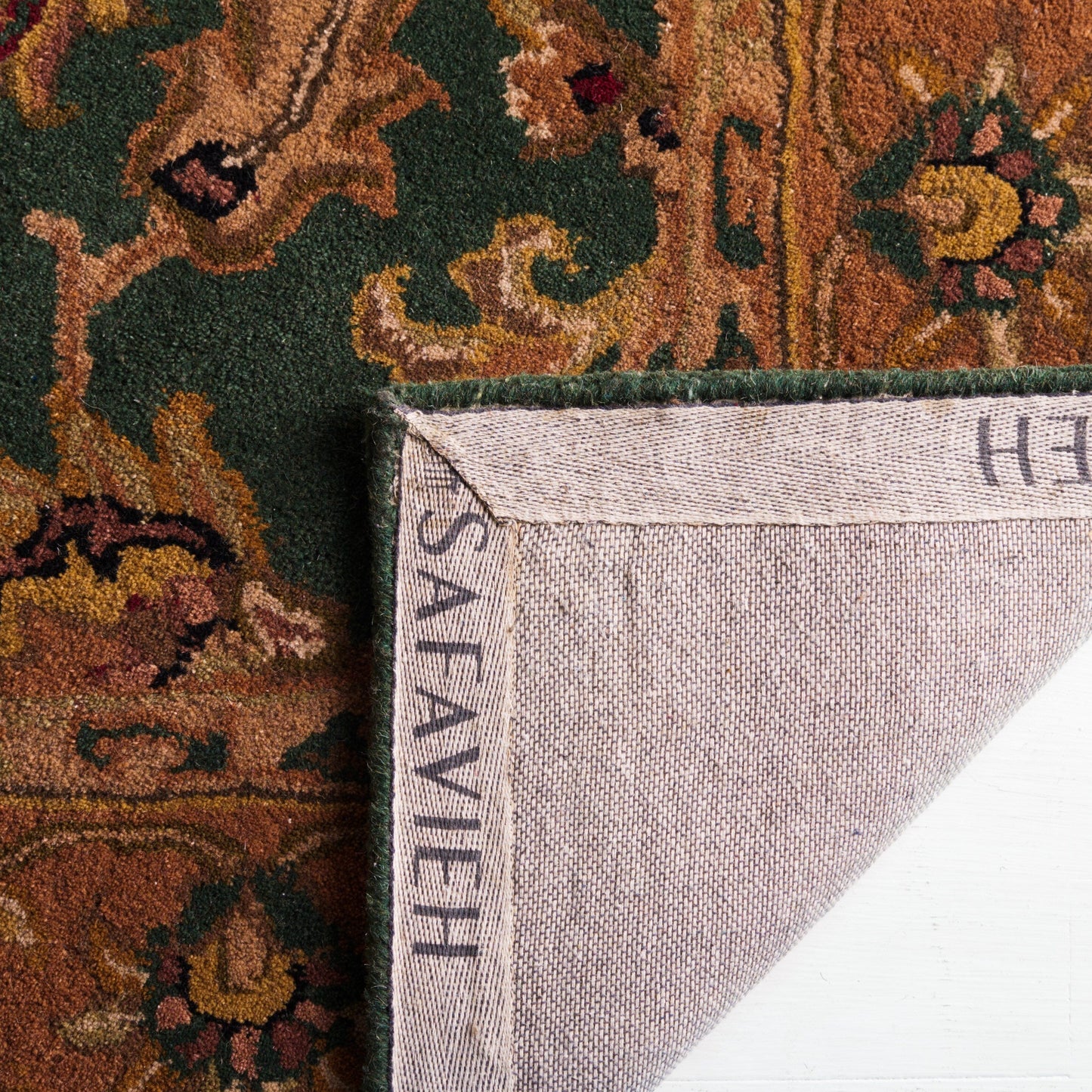 Tapis oriental traditionnel en laine SAFAVIEH Heritage Lion fait main