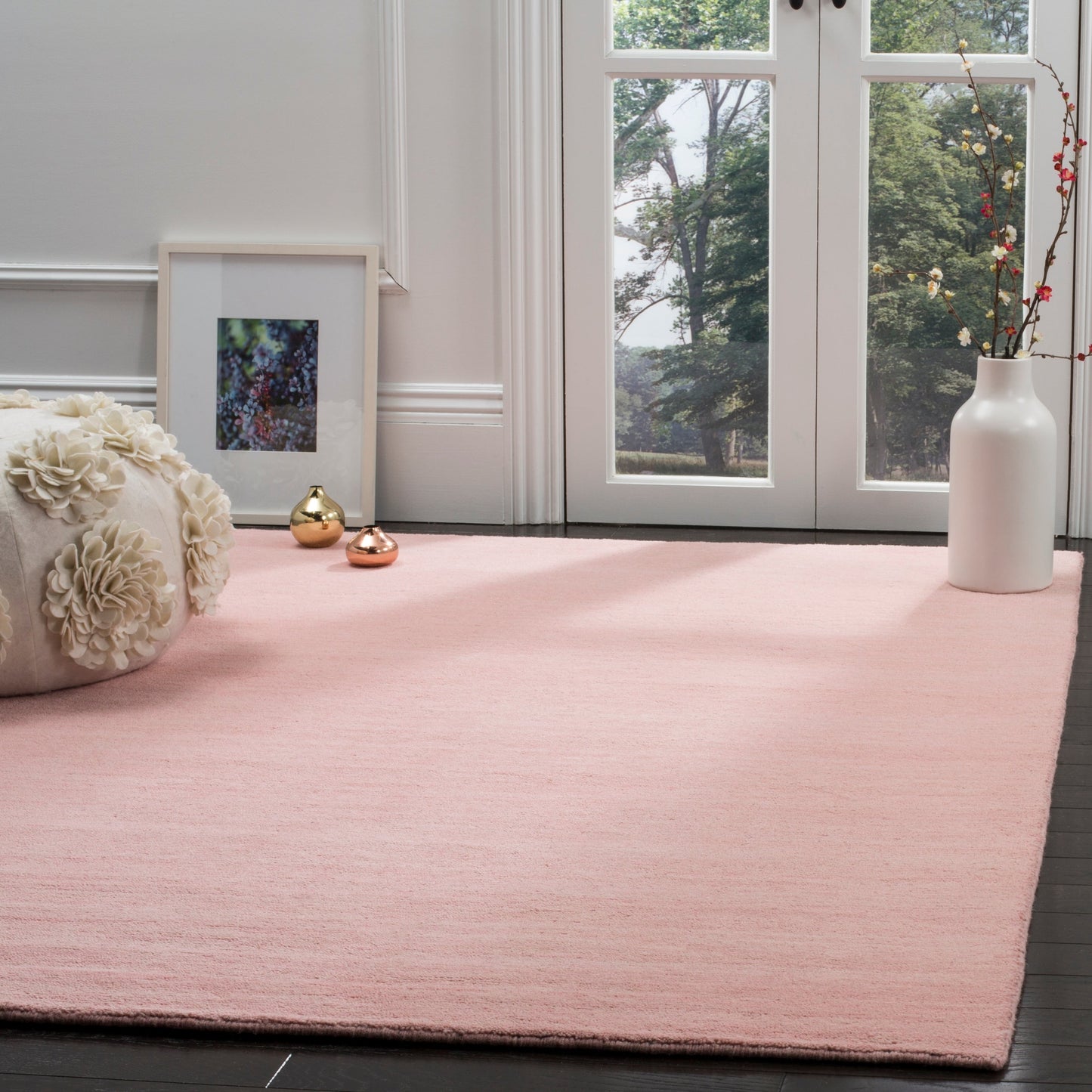 Tapis moderne en laine fait main SAFAVIEH avec bordure en palmier de l'Himalaya