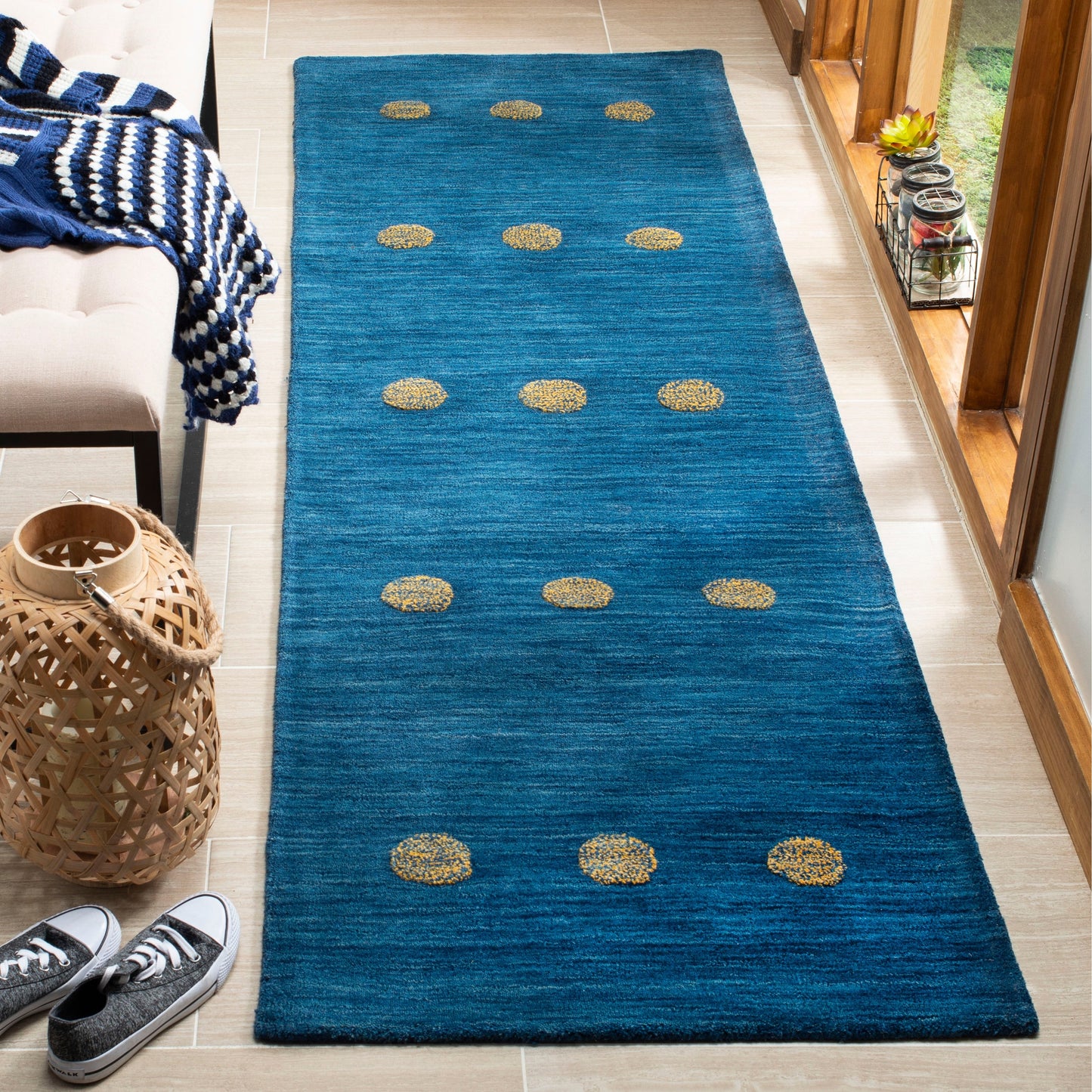 Tapis moderne en laine fait main SAFAVIEH Himalaya Poppy Glossary