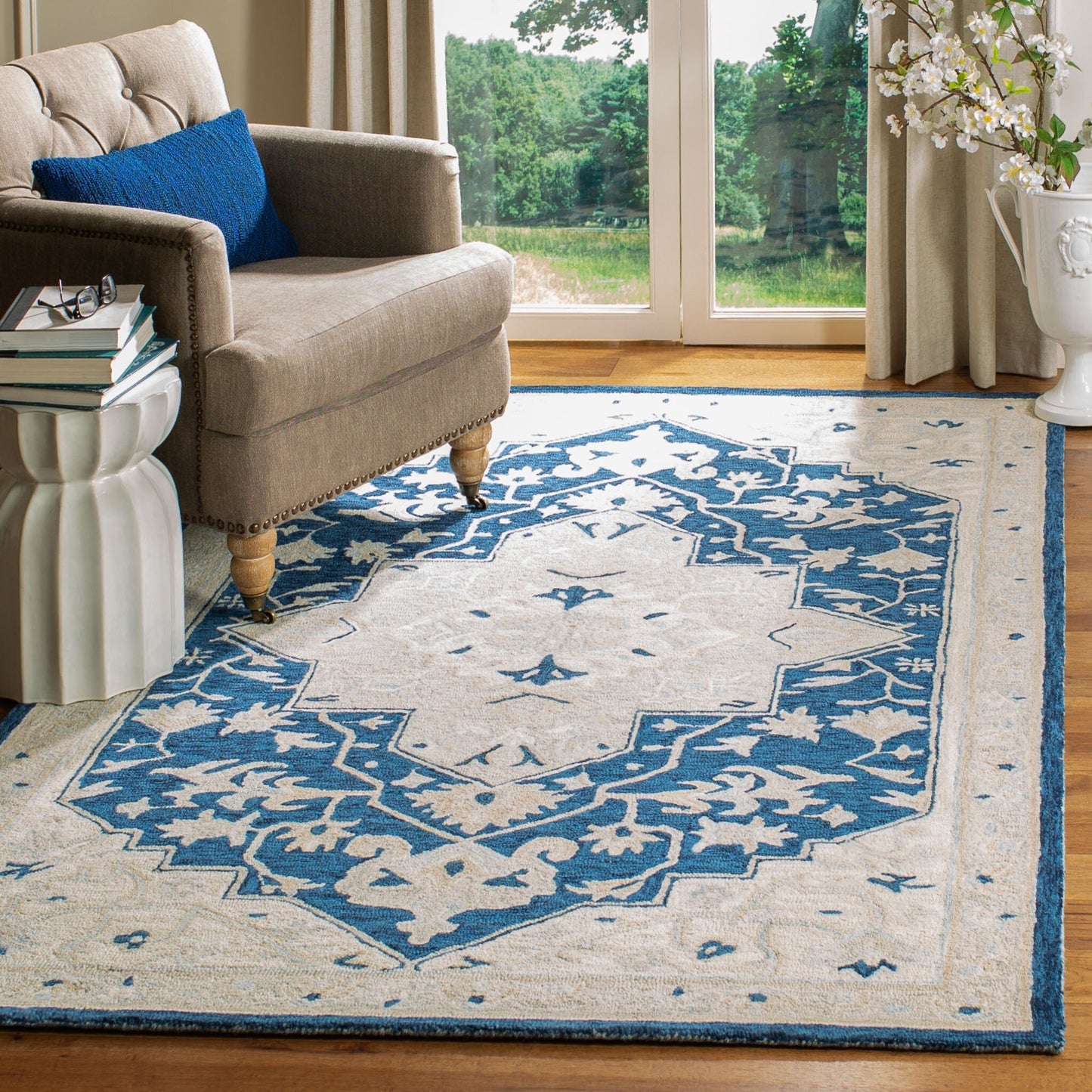 Tapis en laine Selveta micro-bouclé fait main SAFAVIEH