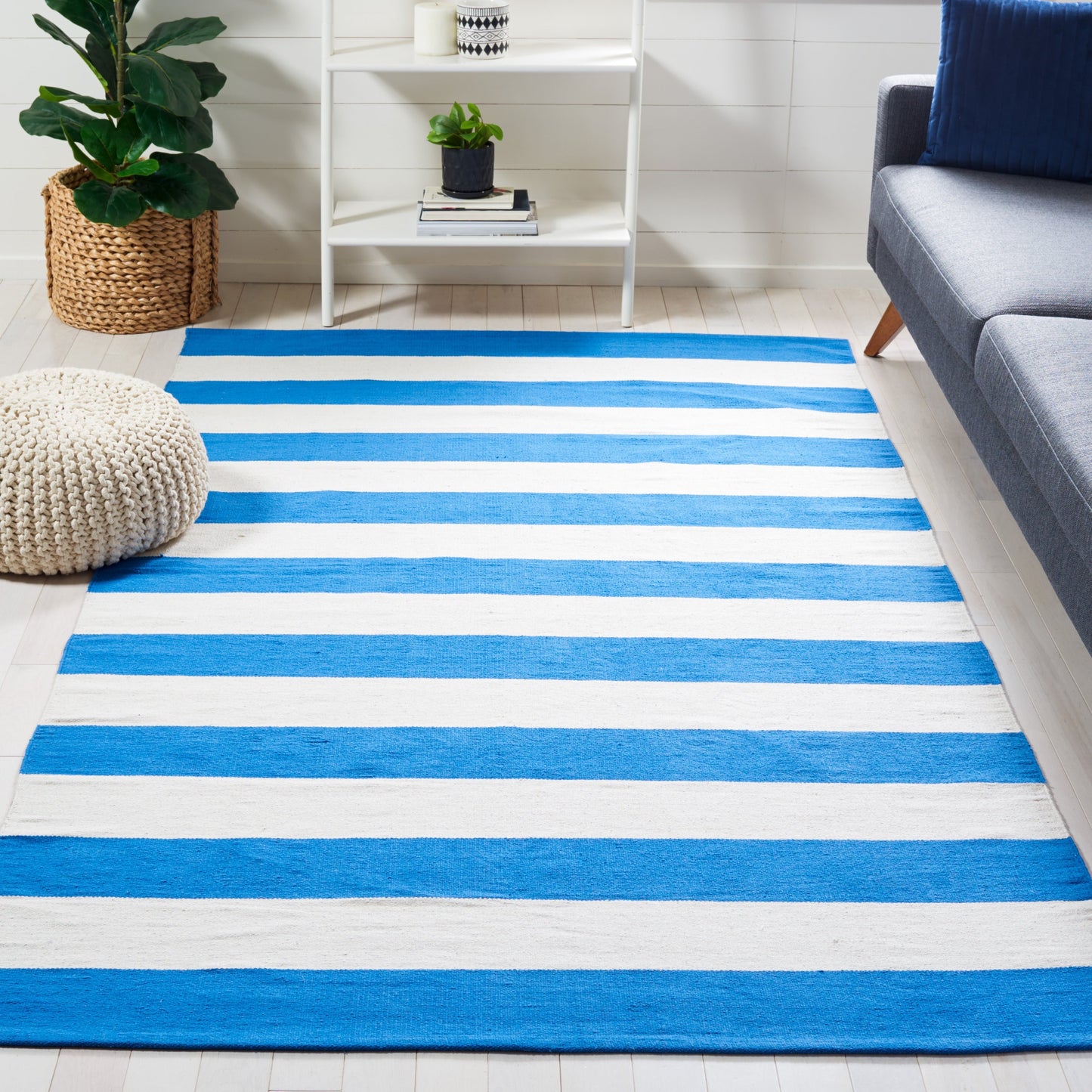 Tapis SAFAVIEH Montauk à rayures Geltrude en coton tissé plat fait main