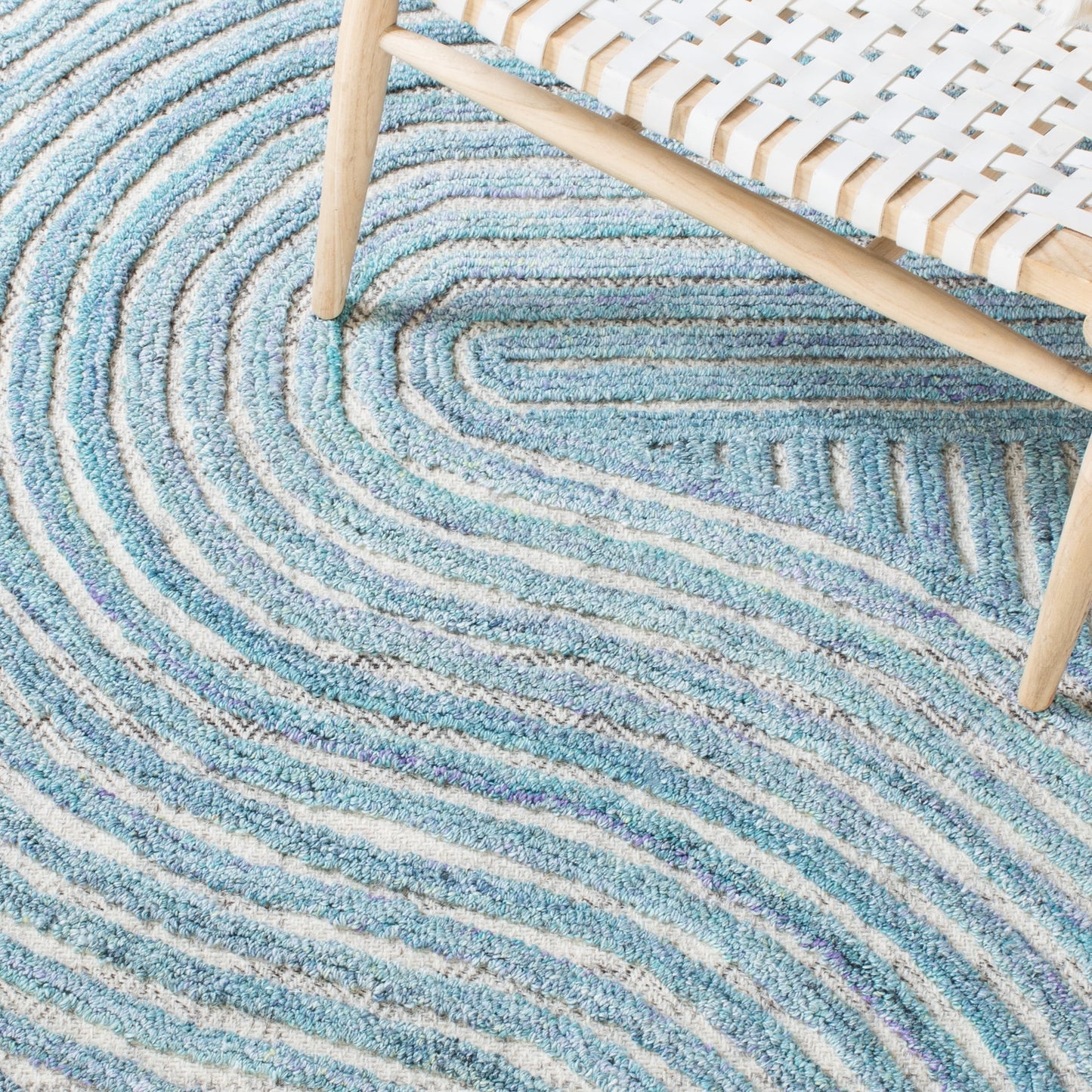 Tapis abstrait en laine fait main SAFAVIEH Southampton Asha