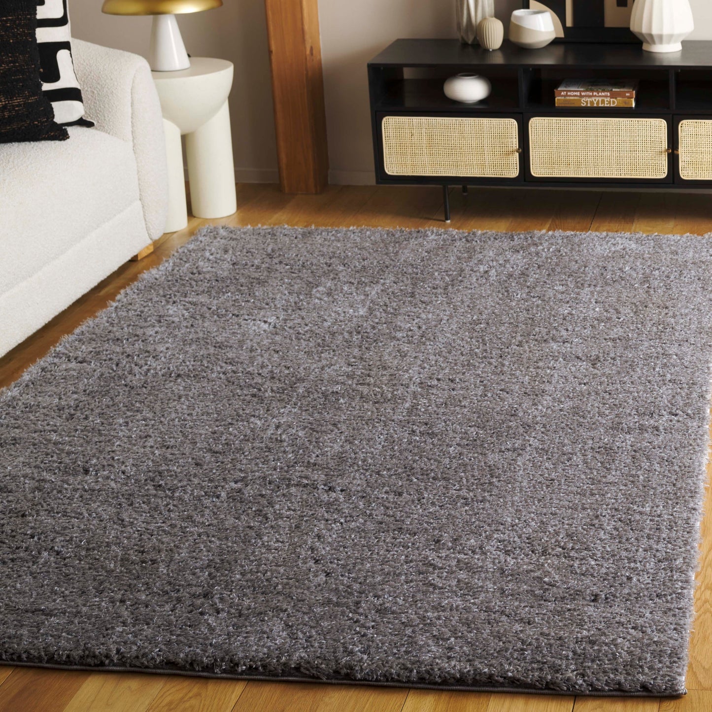 Tapis contemporain SAFAVIEH Lindsay Shag Luann