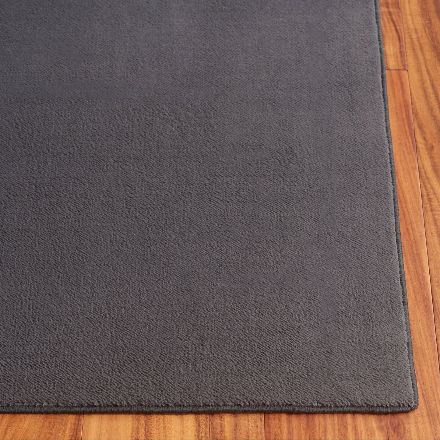 Tapis contemporain lavable en machine SAFAVIEH Loft Saundra