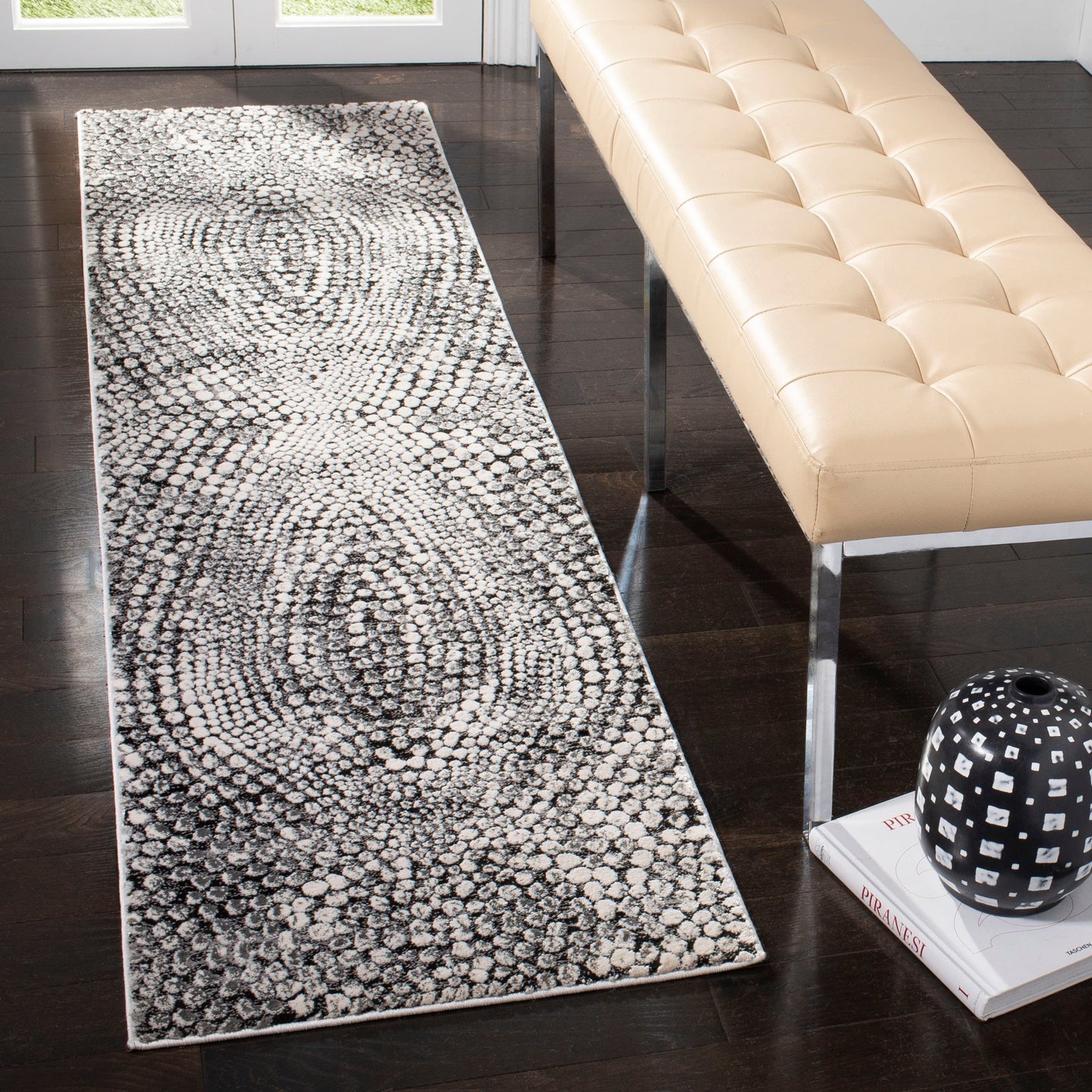 Tapis moderne abstrait en polyester SAFAVIEH Lurex Carleen