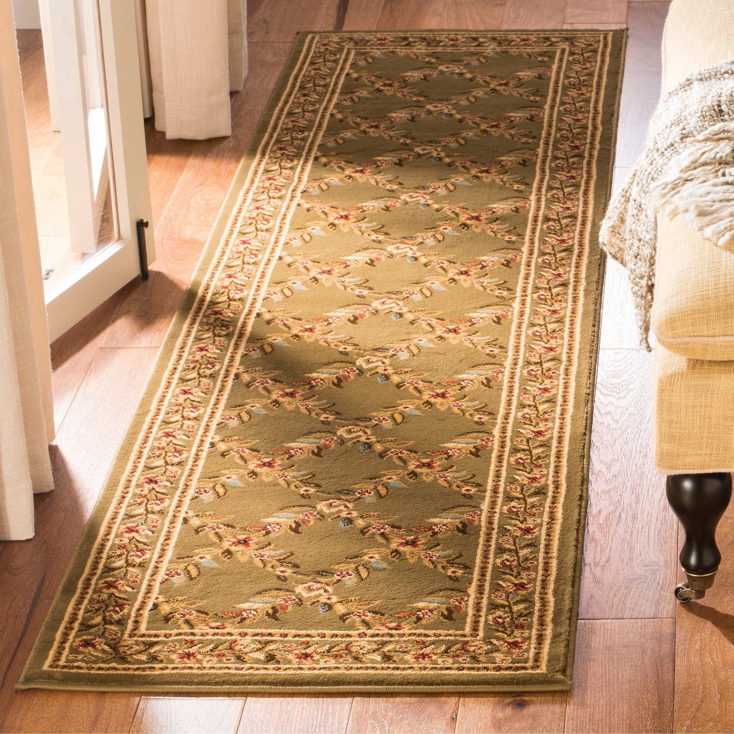 Tapis traditionnel oriental en treillis SAFAVIEH Lyndhurst Arenda
