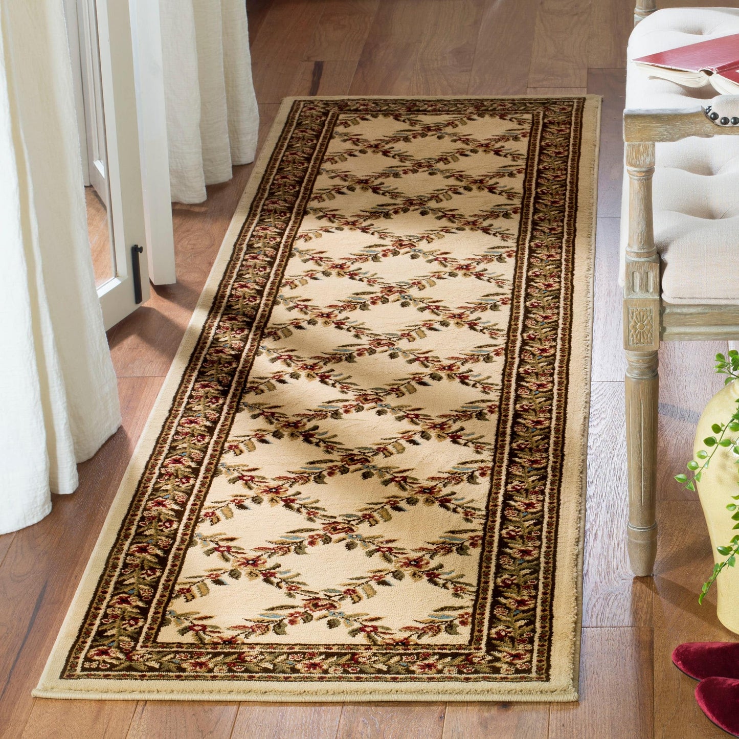 Tapis traditionnel oriental en treillis SAFAVIEH Lyndhurst Arenda