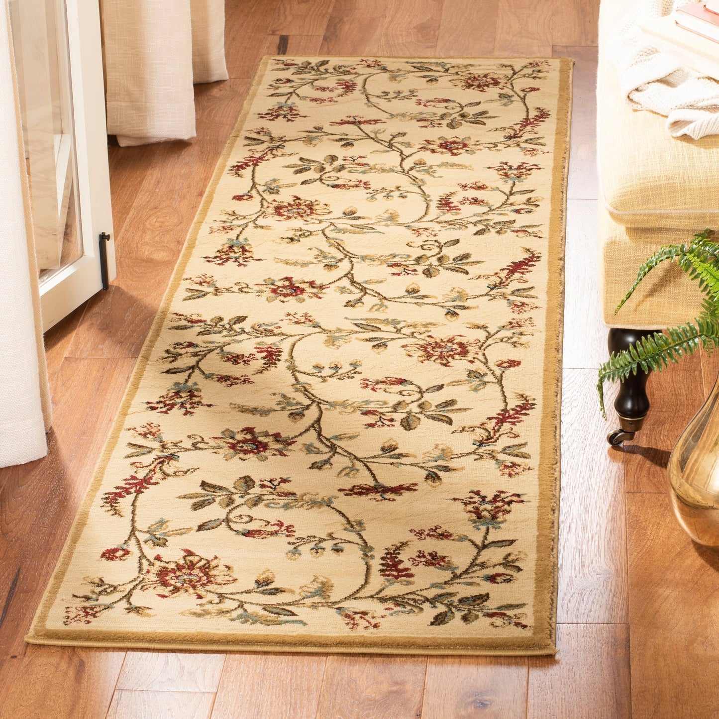 Tapis floral traditionnel SAFAVIEH Lyndhurst Nazaria