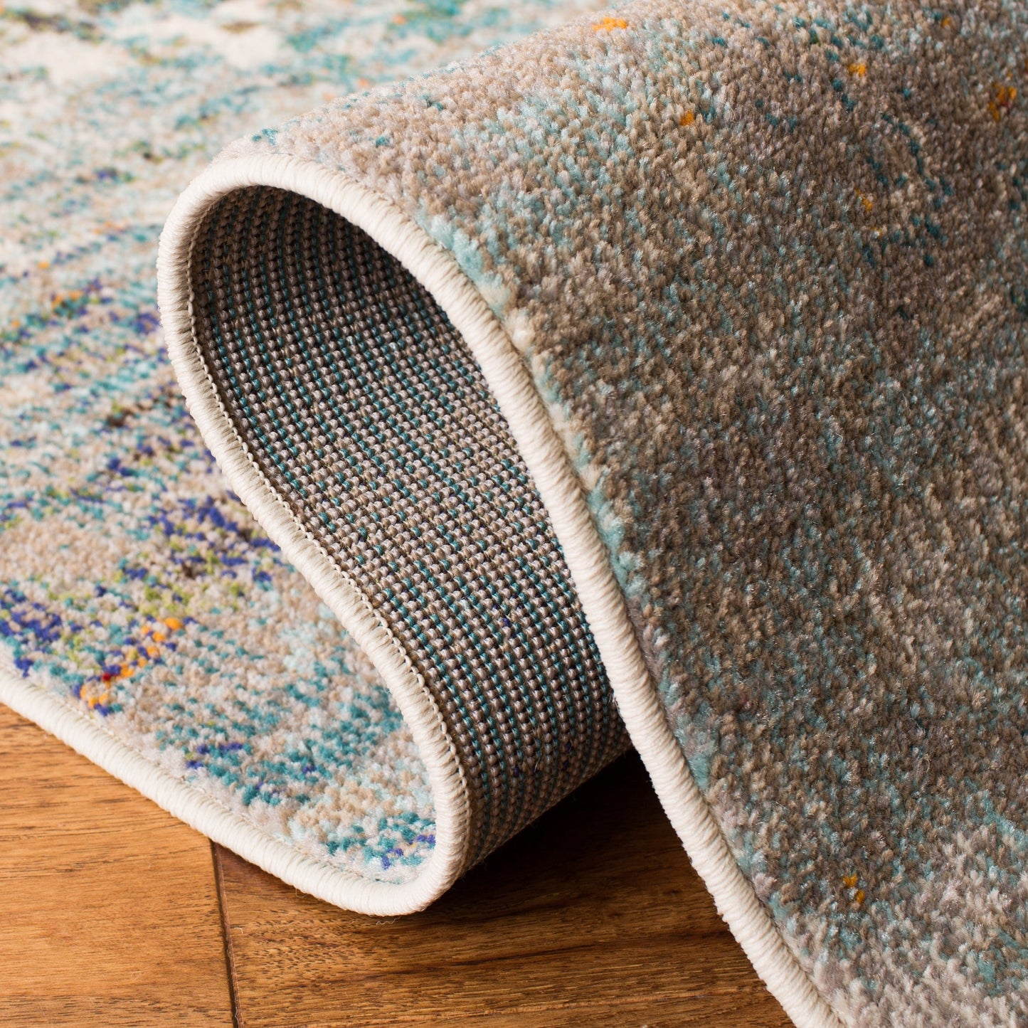 Tapis abstrait moderne SAFAVIEH Madison Carla