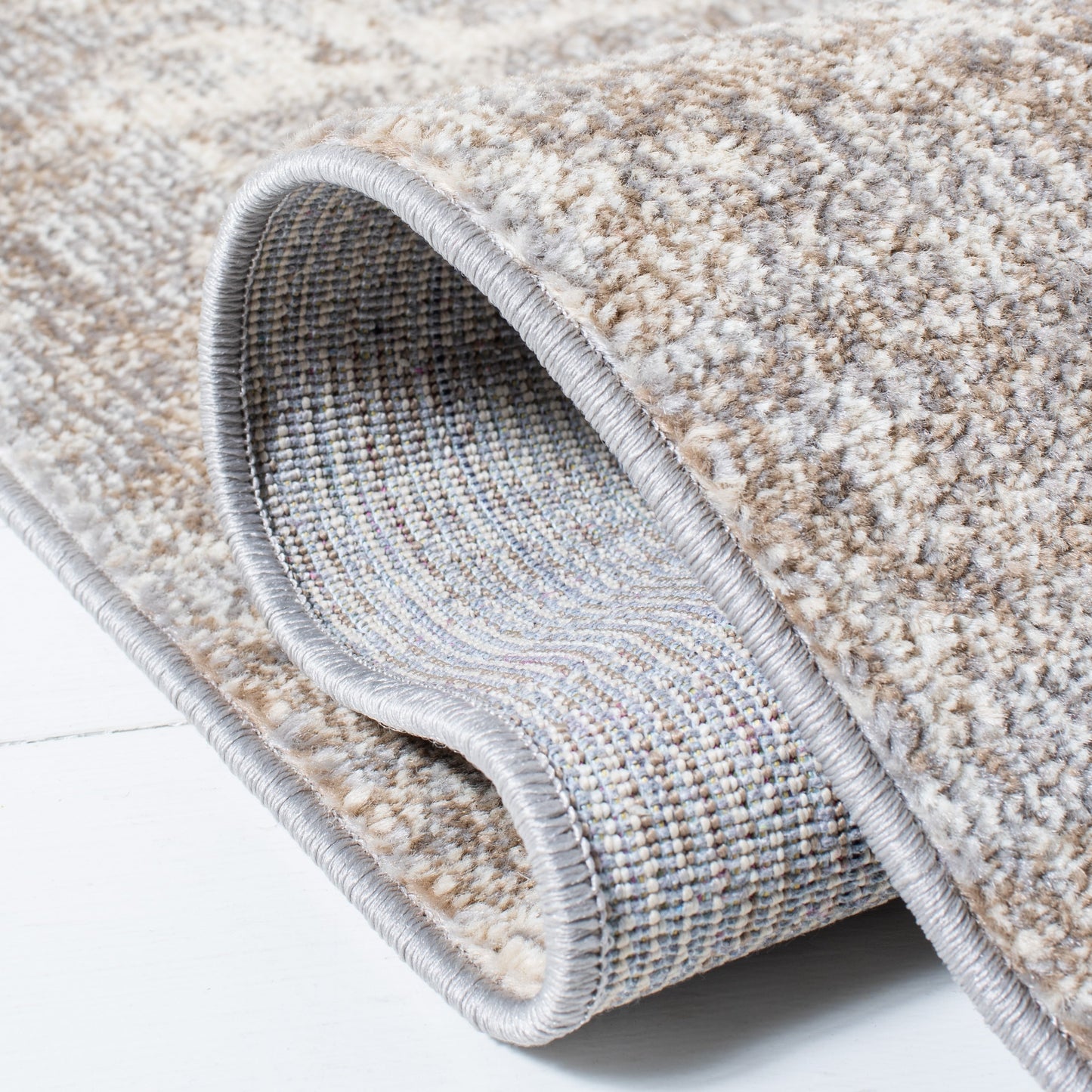 Tapis abstrait moderne SAFAVIEH Madison Carla