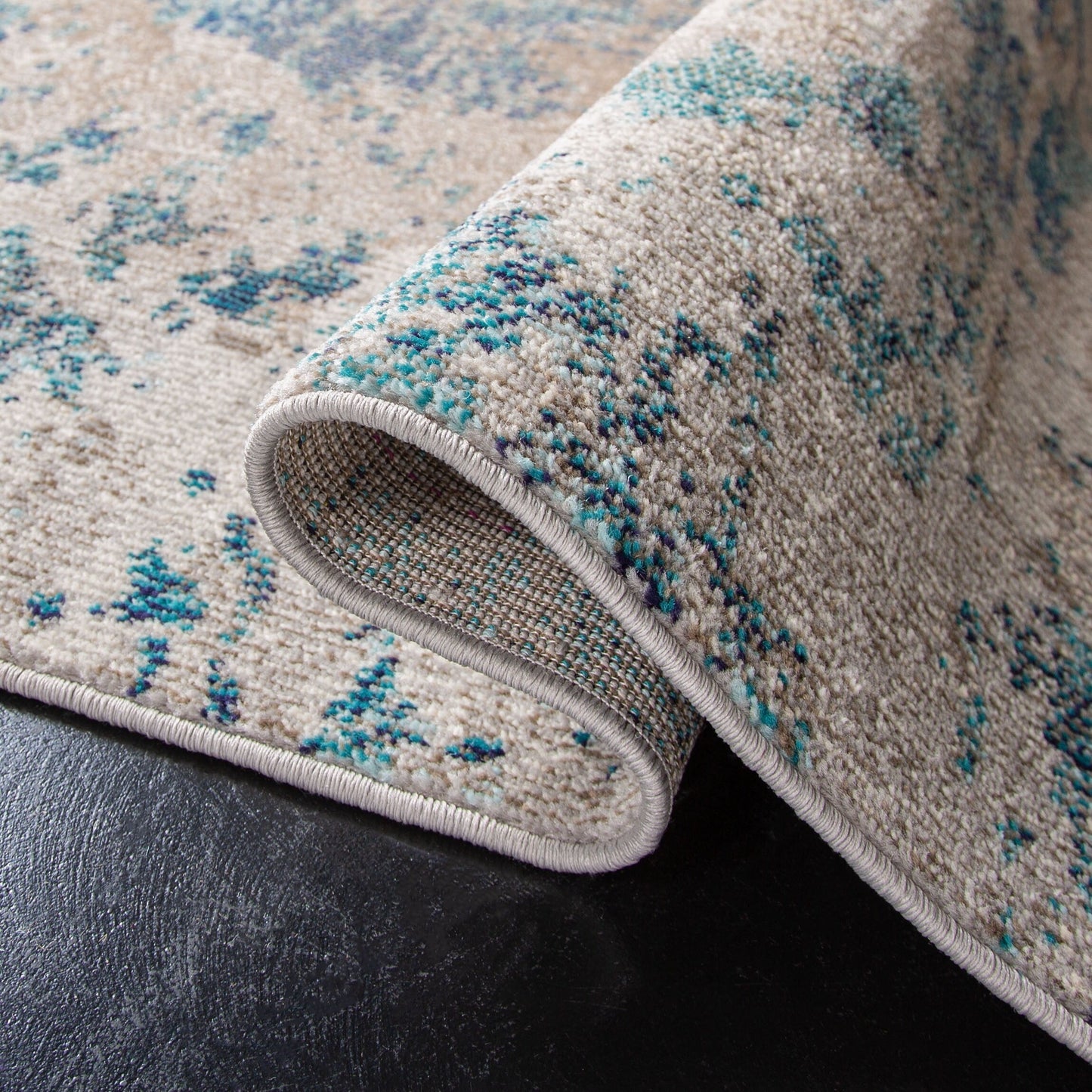 Tapis abstrait moderne SAFAVIEH Madison Lawanda