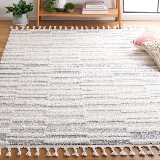 Tapis marocain à poils longs Eftimia de 5 cm d'épaisseur, à pampilles, SAFAVIEH