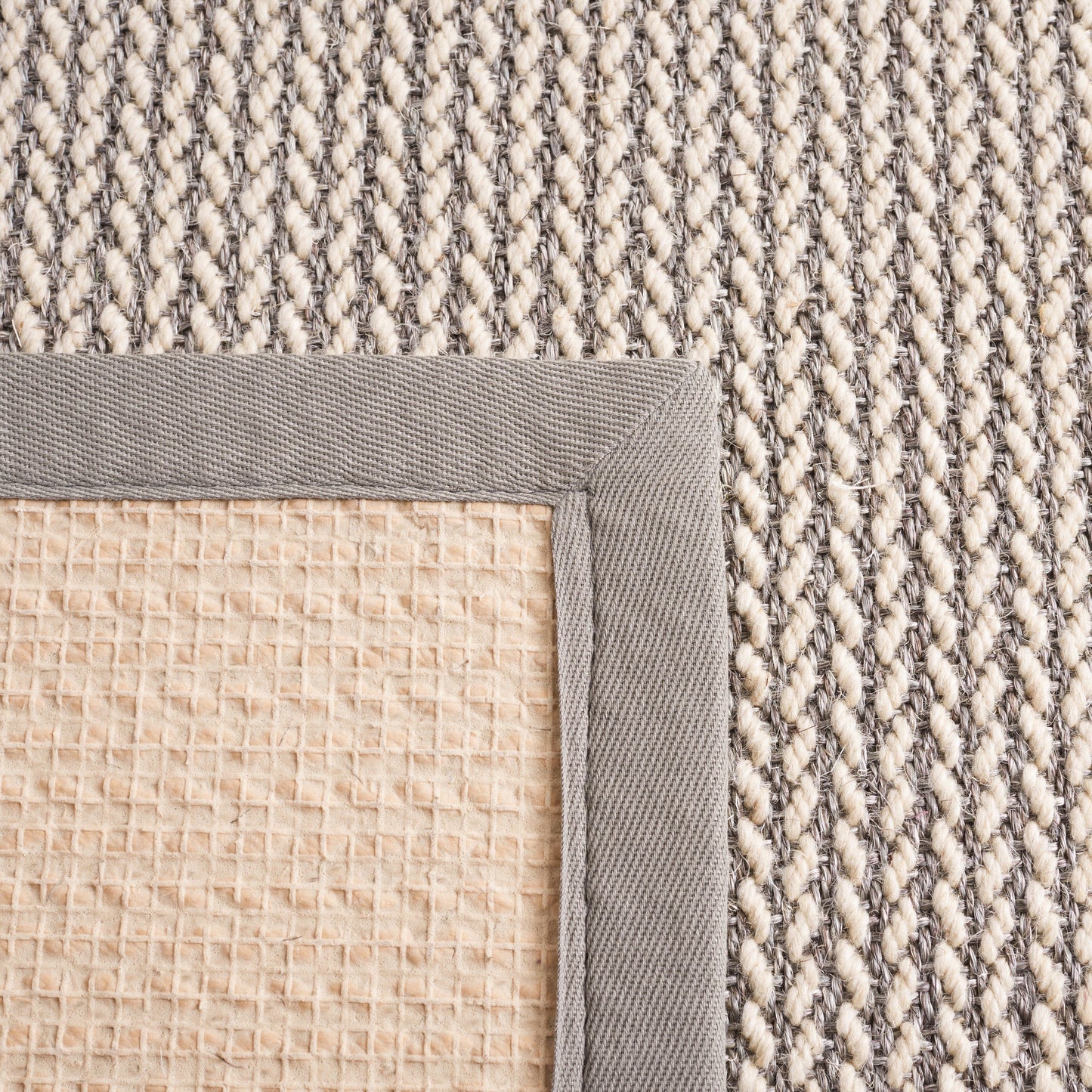 Tapis SAFAVIEH en fibre naturelle Evia sisal et laine