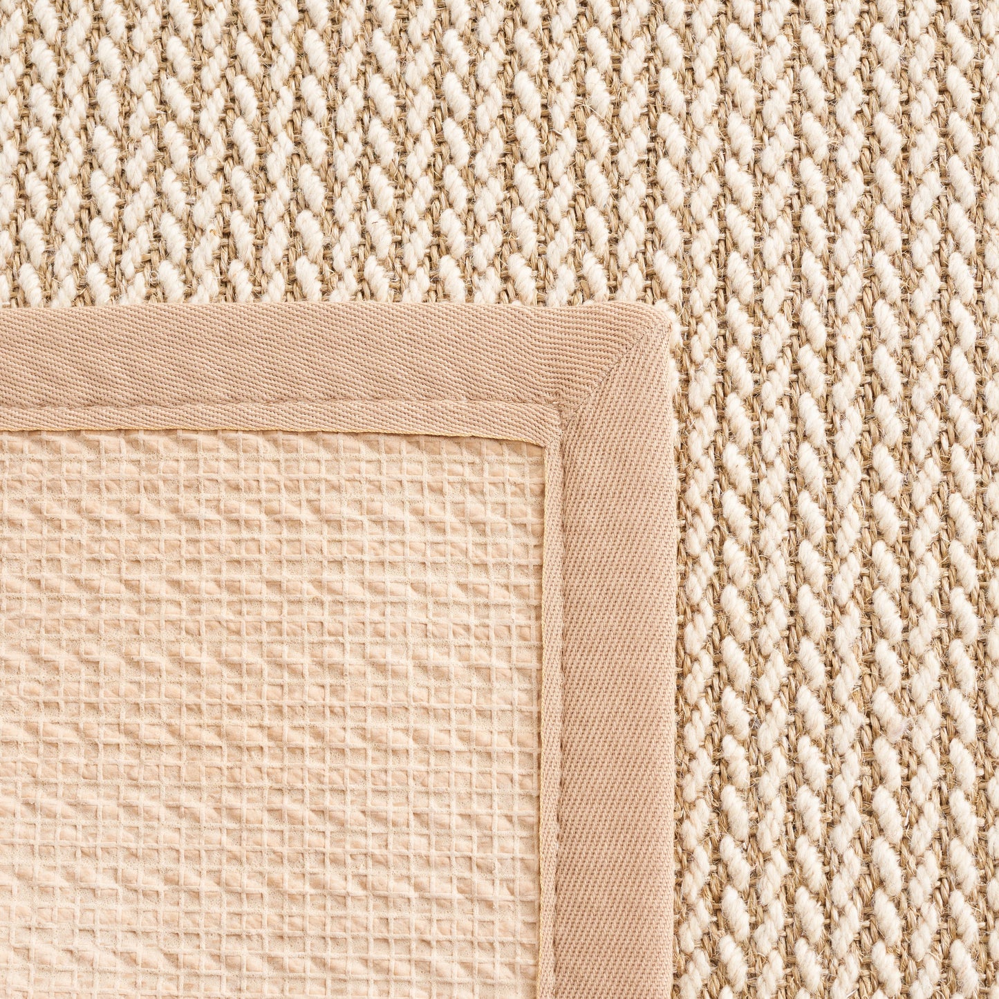 Tapis SAFAVIEH en fibre naturelle Evia sisal et laine