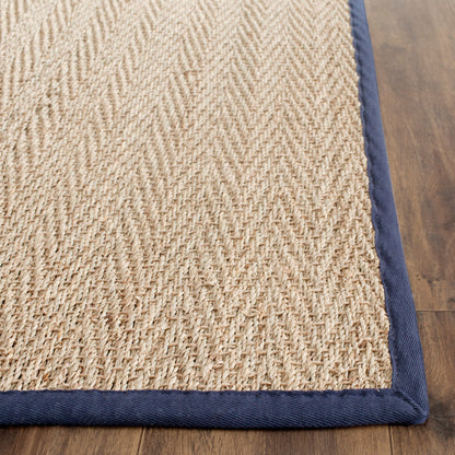 Tapis Trilby en fibres naturelles SAFAVIEH à chevrons en jonc de mer