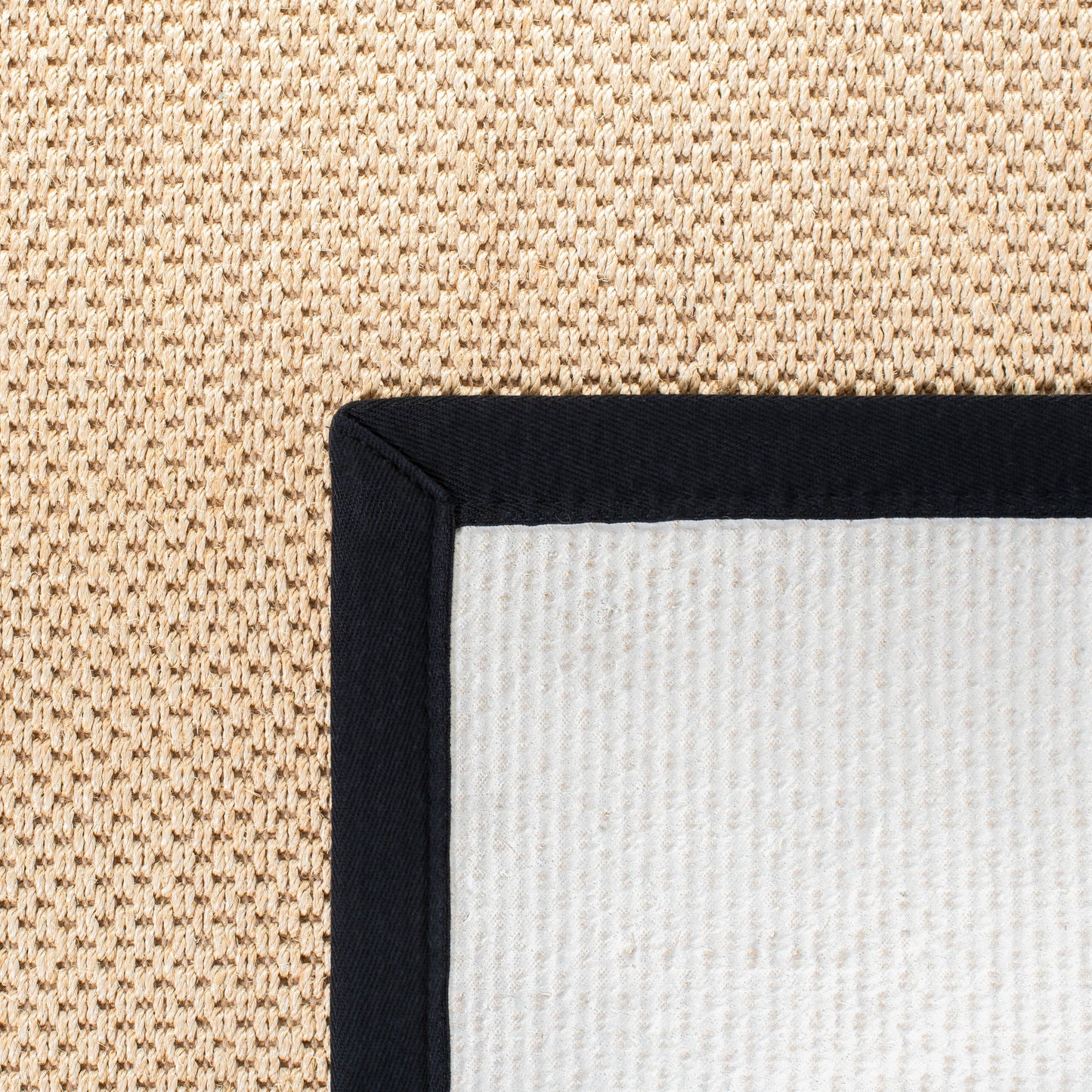 Tapis en sisal SAFAVIEH Venus en fibre naturelle, bordure décontractée