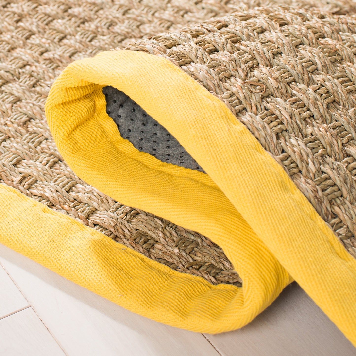 Tapis SAFAVIEH en fibres naturelles Zymryd à motif vannerie en jonc de mer