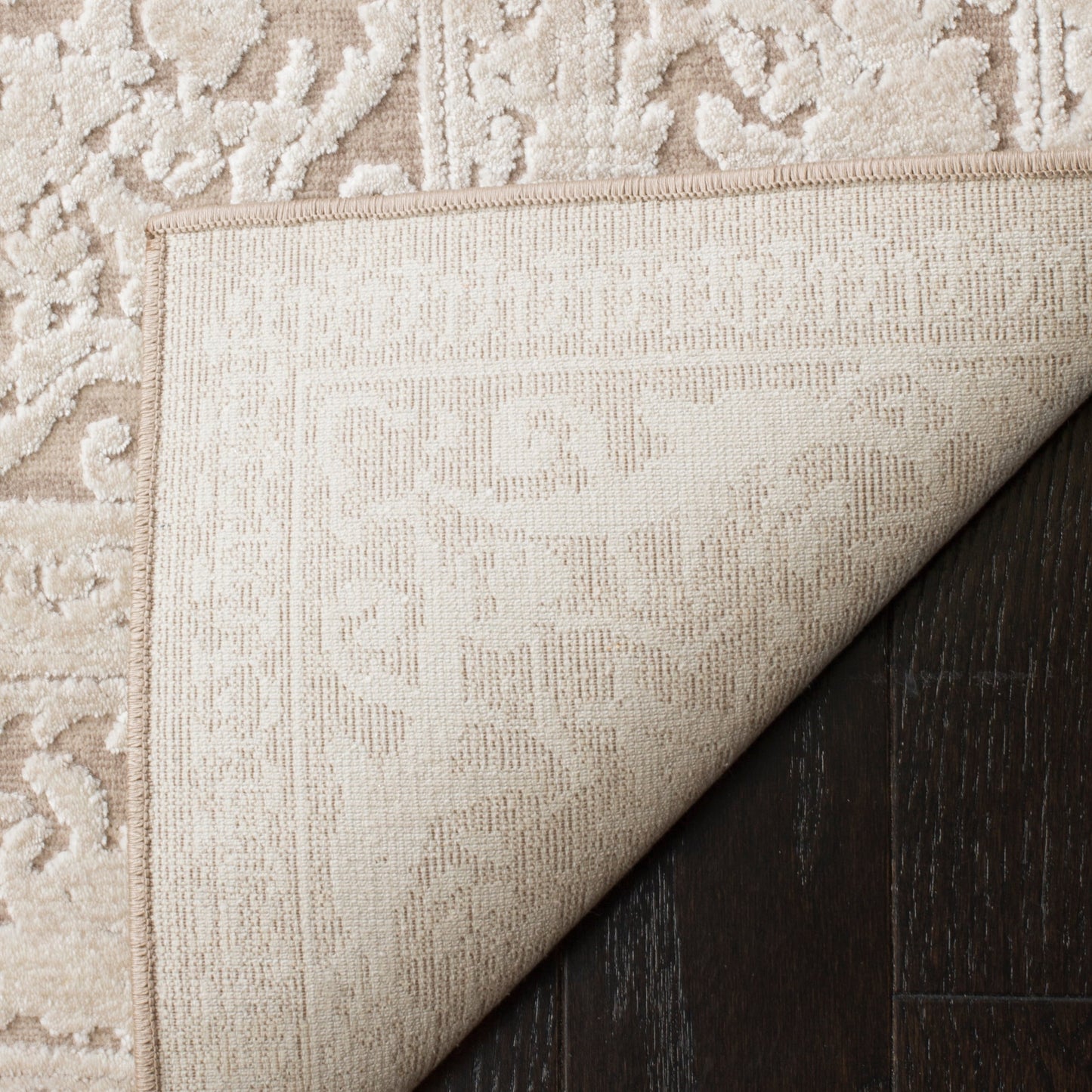 SAFAVIEH Reflection Euna Charmant Tapis Oriental