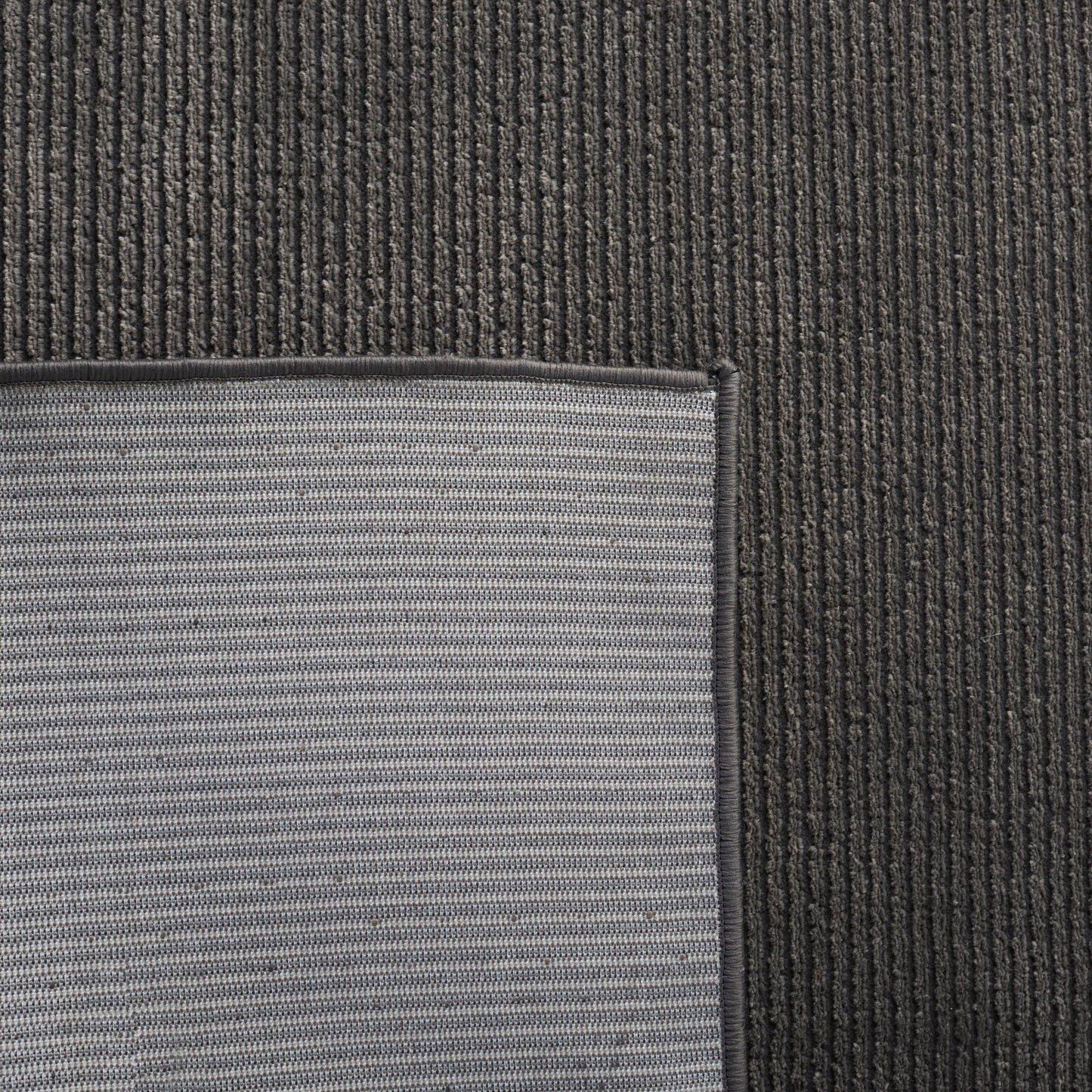 Tapis uni SAFAVIEH Revive Avie