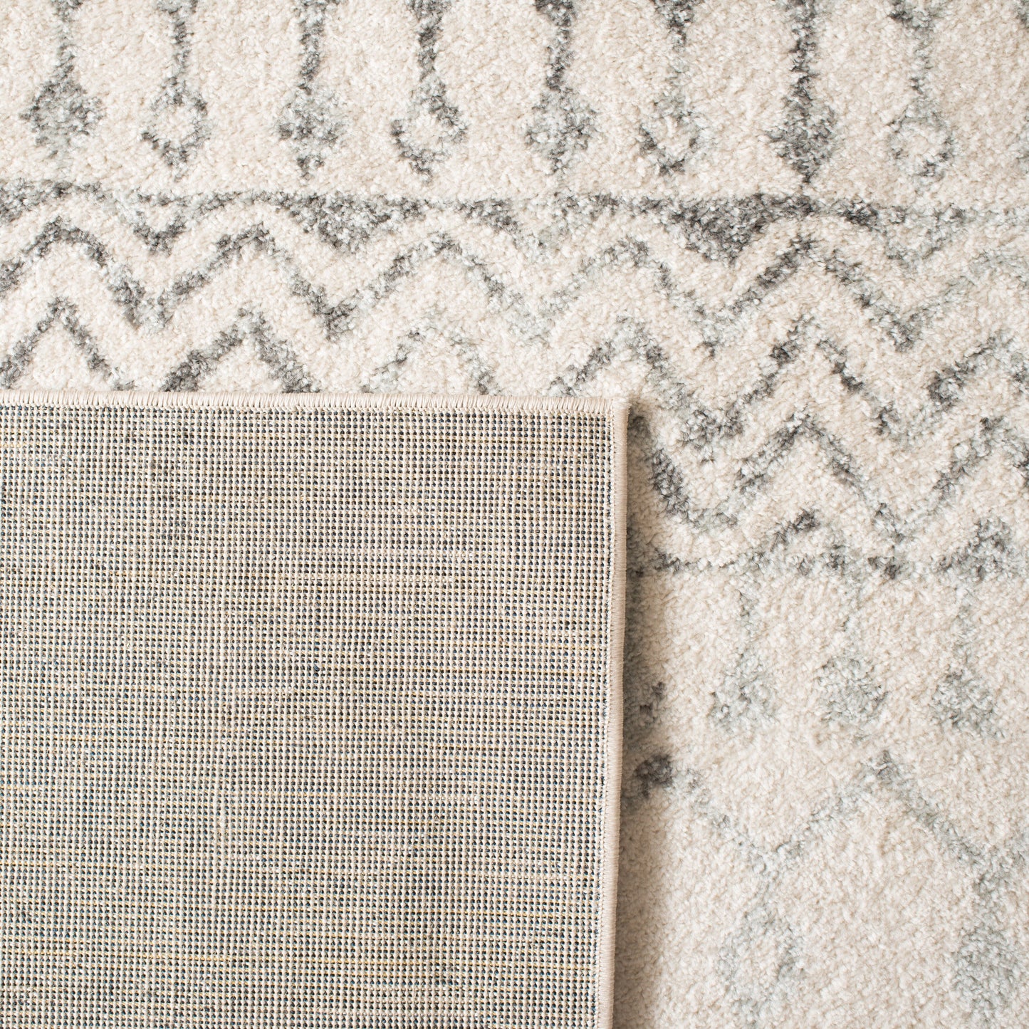 Tapis SAFAVIEH Tulum Metta Marocain Boho Tribal