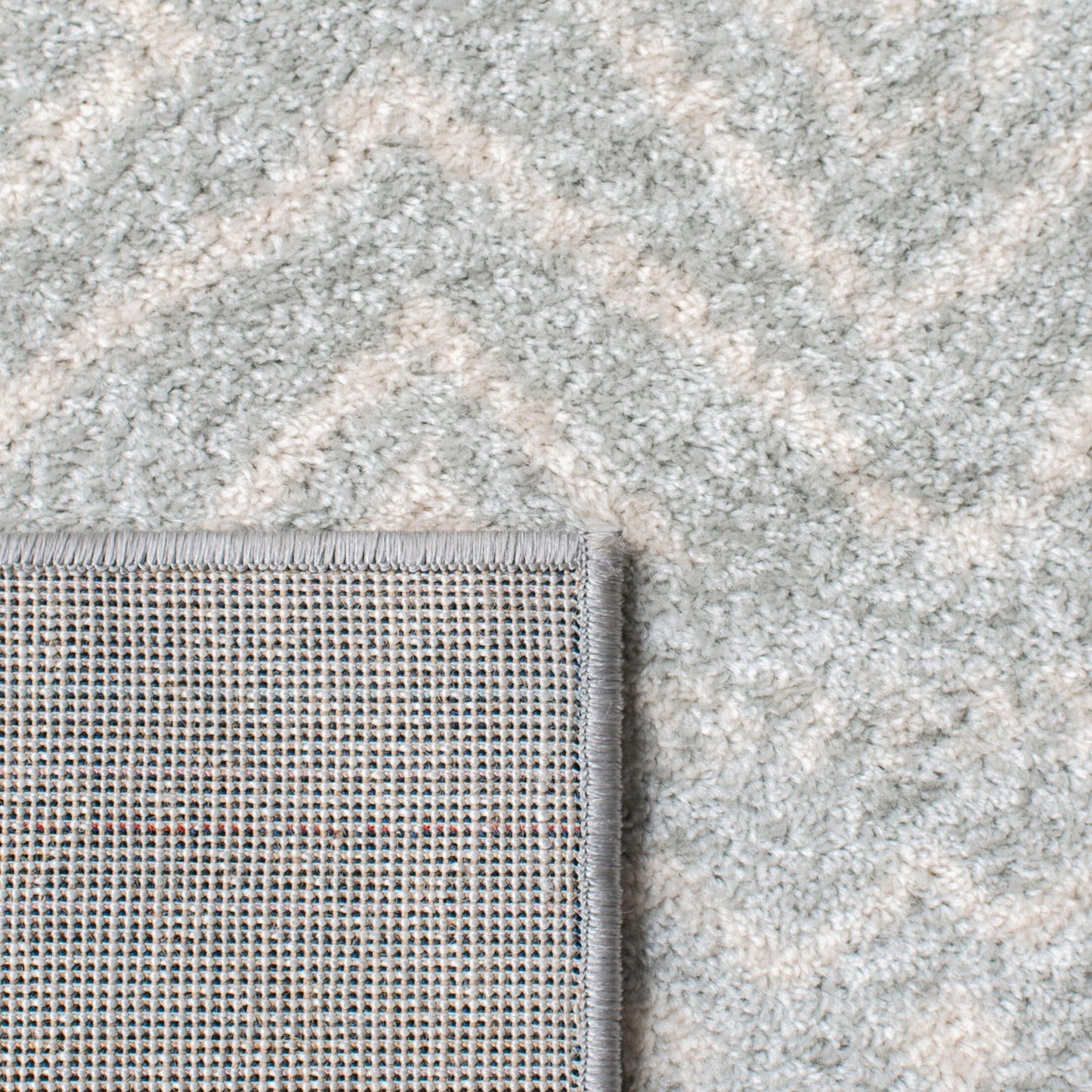 Tapis marocain bohème vieilli SAFAVIEH Tulum Vassilia