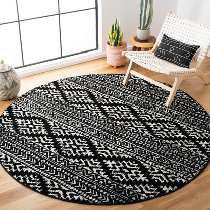 Tapis marocain bohème chic SAFAVIEH Tulum Vetuta