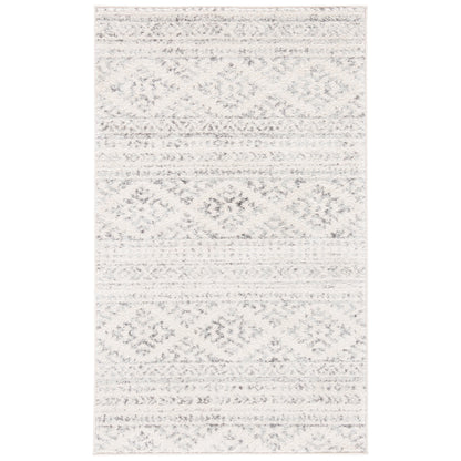 Tapis marocain bohème chic SAFAVIEH Tulum Vetuta