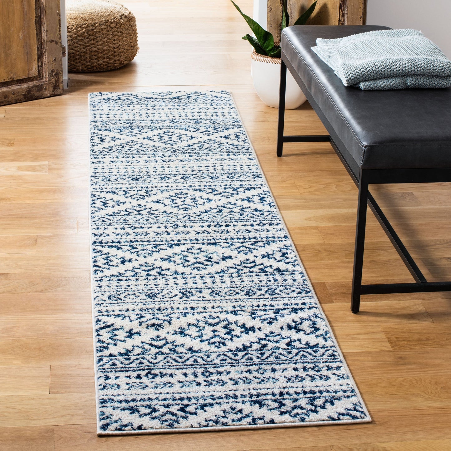 Tapis marocain bohème chic SAFAVIEH Tulum Vetuta