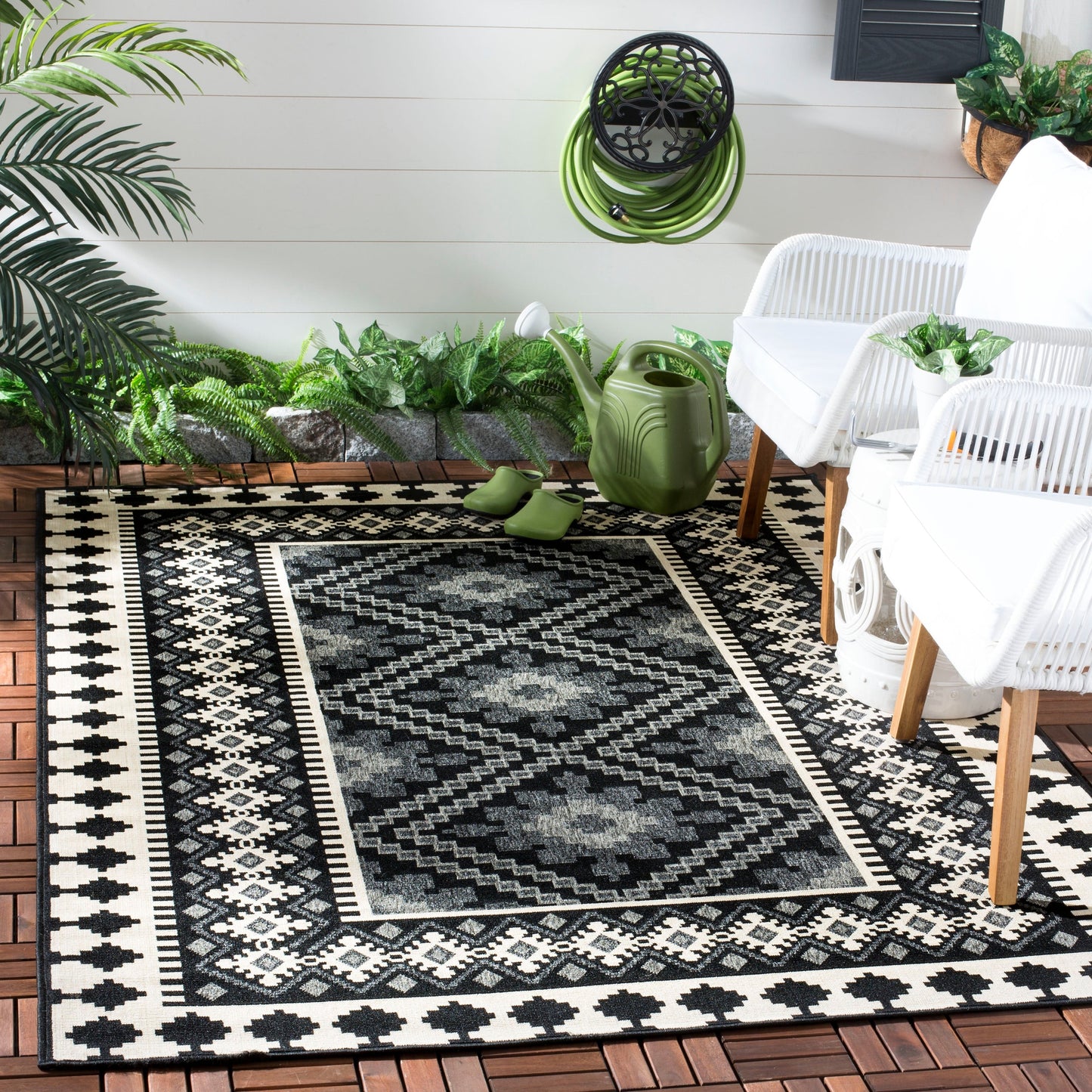 Tapis de jardin imperméable pour intérieur/extérieur SAFAVIEH Veranda Rita