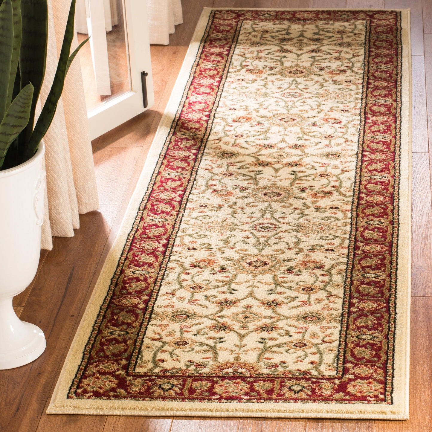 Tapis traditionnel SAFAVIEH, Lyndhurst Marsha