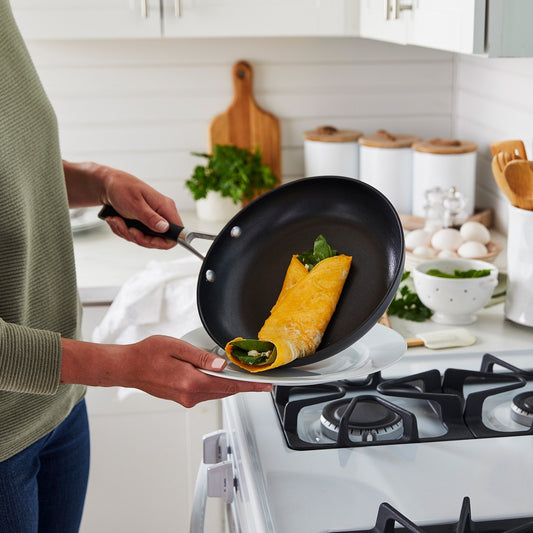 Batterie de cuisine antiadhésive anodisée dure Select by Calphalon, ensemble de 14 pièces