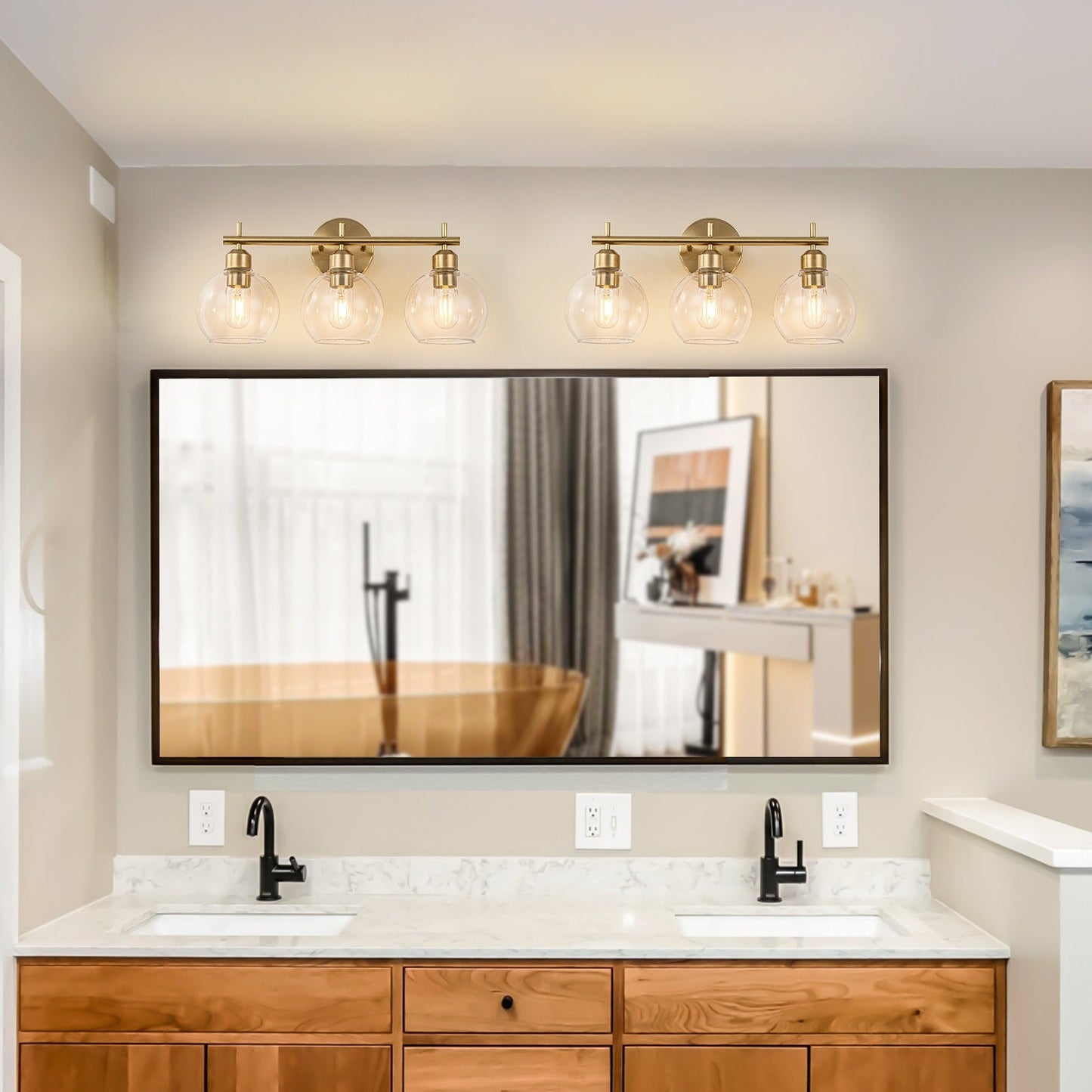 Applique de salle de bain moderne Starsky à 4 lumières et intensité variable avec abat-jour en verre globe