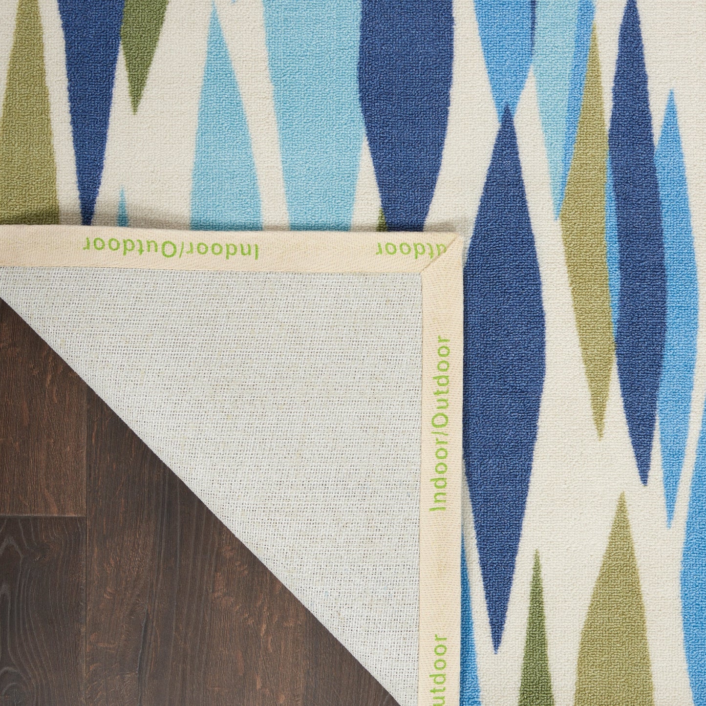 Tapis d'intérieur et d'extérieur moderne et abstrait Waverly Sun N' Shade