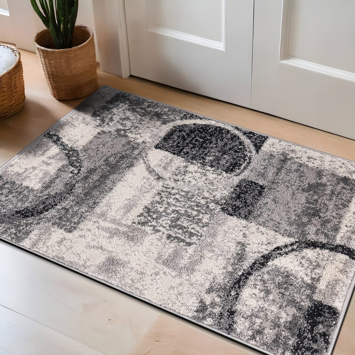 Tapis circulaire abstrait en polypropylène fabriqué à la machine, World Rug Gallery