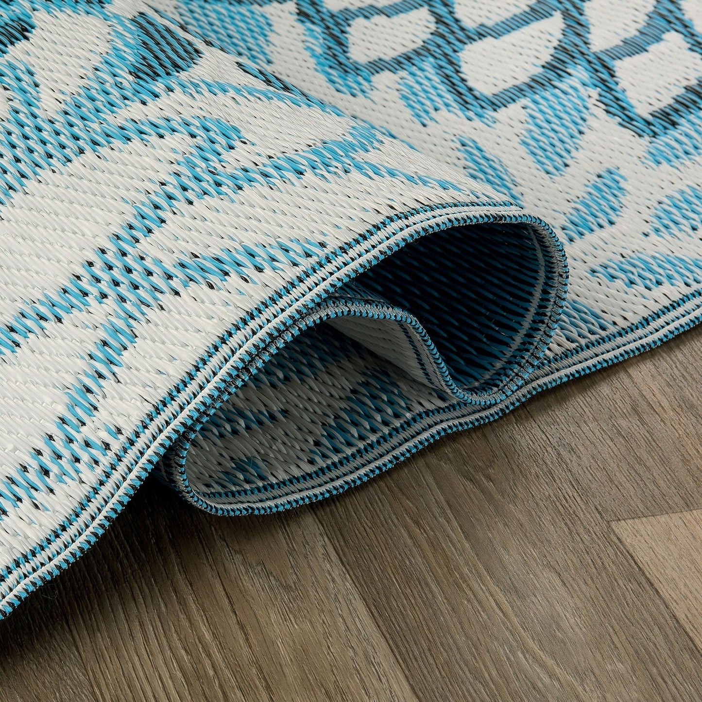 Tapis d'extérieur réversibles en plastique recyclé à motif floral moderne Aloha de la World Rug Gallery