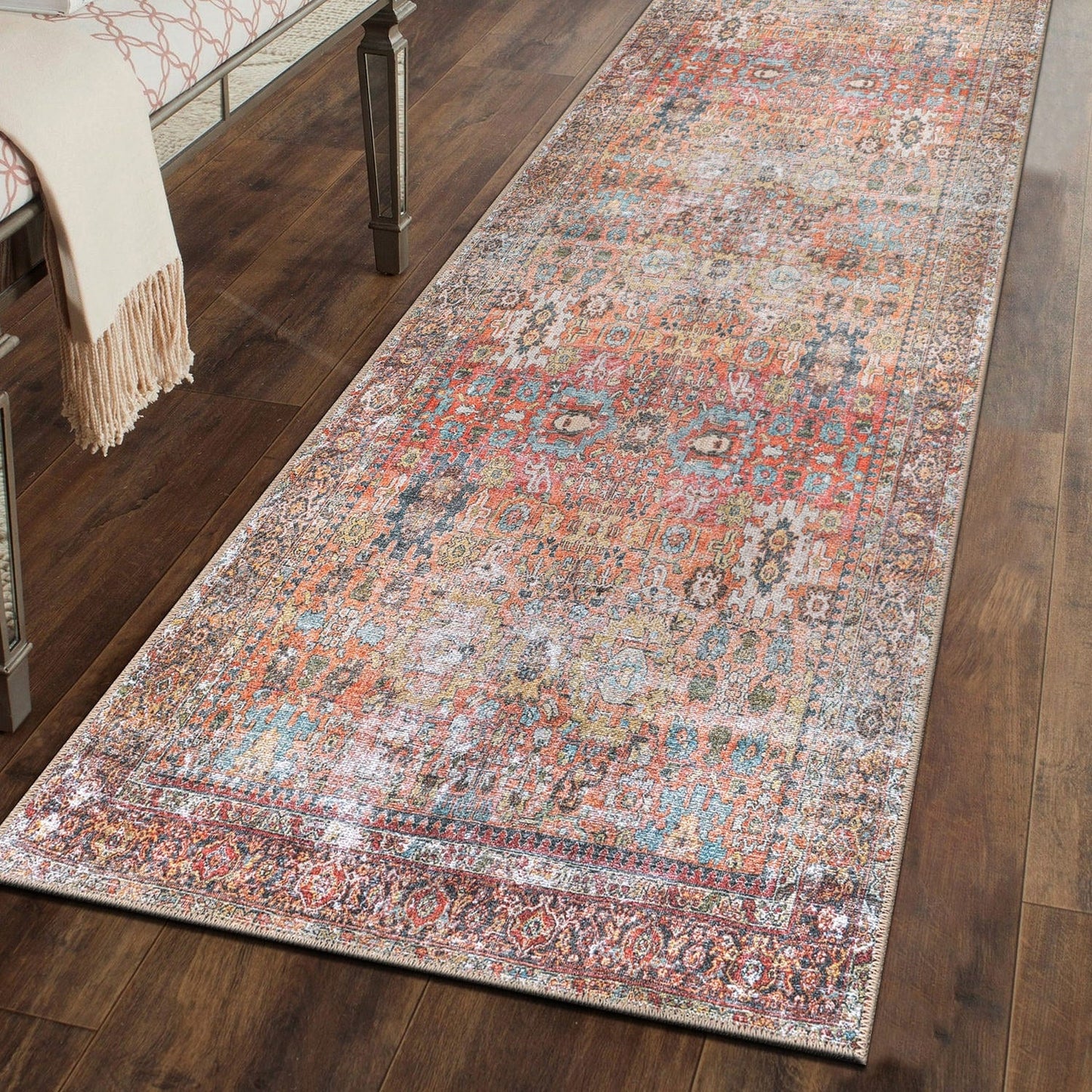 Tapis antidérapant lavable en machine, style transitionnel et vieilli, de la World Rug Gallery
