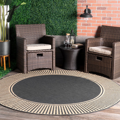 Tapis d'intérieur/extérieur classique à bordures Nuloom Leah